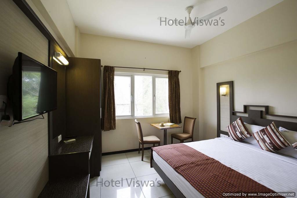 Hotel Viswas Tirupur Kültér fotó